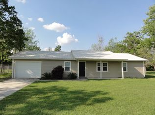 58 Ard Rd, Ray City, GA 31645