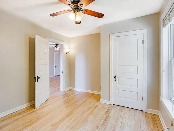 4th image of 655 17th Ave NE #4