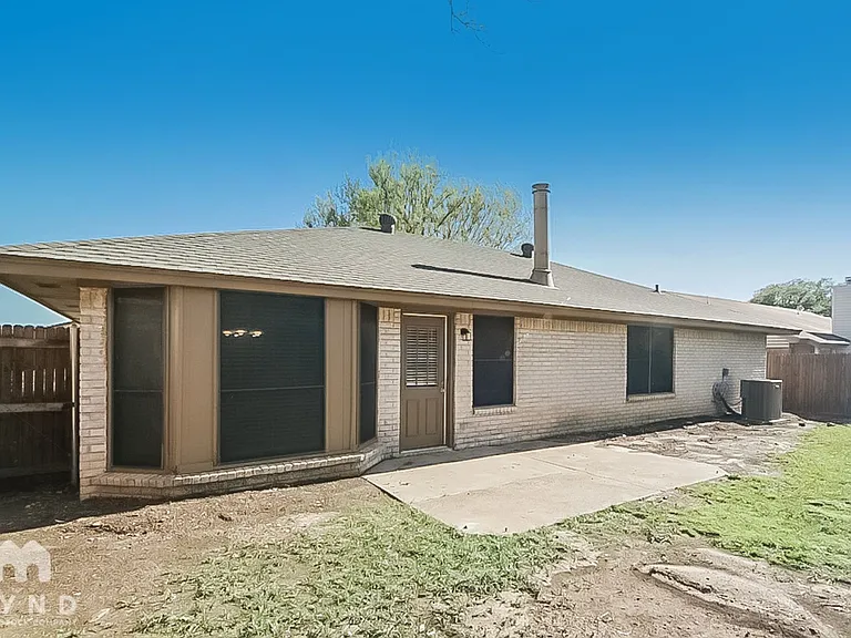 3100 Green Ridge St — Photo 14