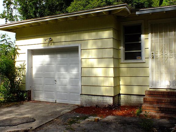 3rd image of 3302 Green St