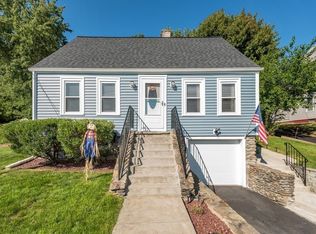 64 Upland St, Worcester, MA 01607