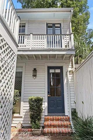 1 bed, 1.0 bath, 710 sqft, $1,700 — Photo 2