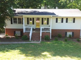 104 Ridgewood St, Easley, SC 29642