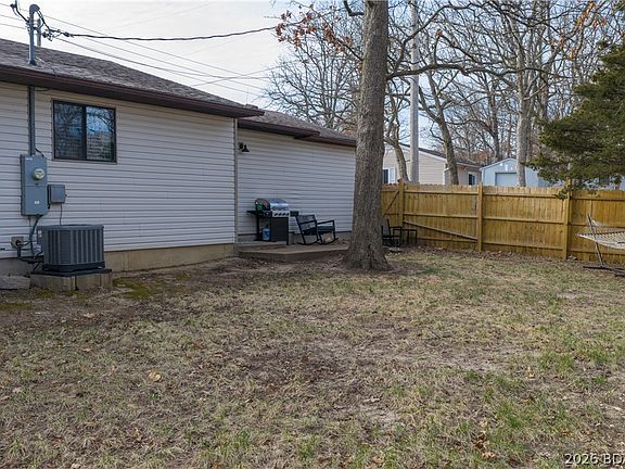 5th image of 605 Duckhead Rd