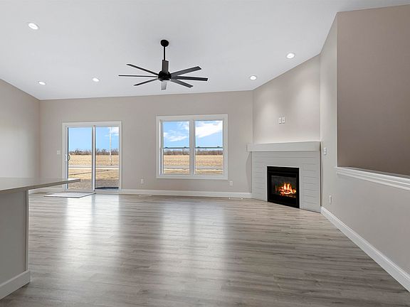5th image of 3801 Sugar Loaf Dr