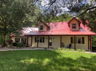 828 Providence Rd, Russell Springs, KY 42642