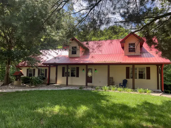 828 Providence Rd, Russell Springs, KY 42642