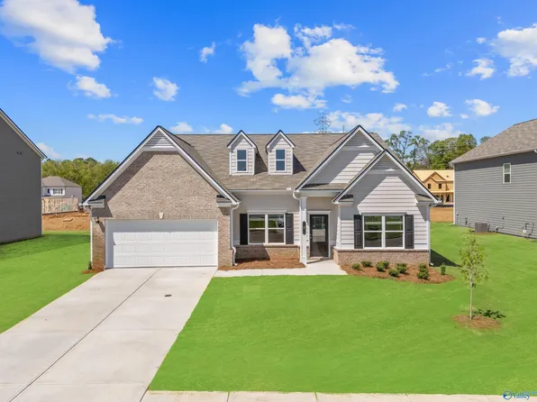 153 Harvest Moon Dr, Harvest, AL 35749