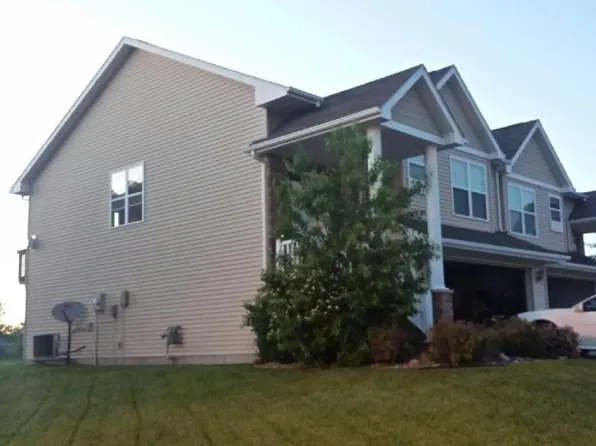 1655 Vandello Cir, North Liberty, IA 52317