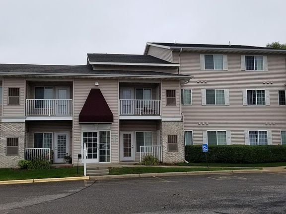 off street parking building front entrance