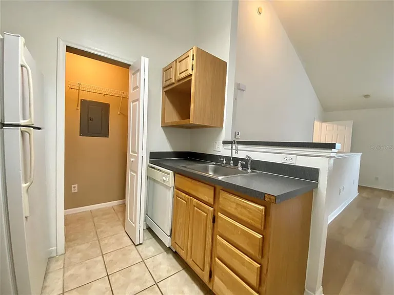 3364 Westchester Square Blvd #205 — Photo 7