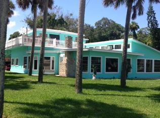 1570 Riverside Dr, Holly Hill, FL 32117