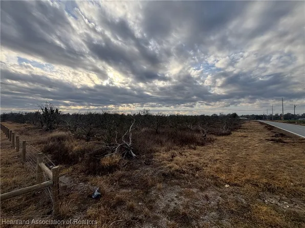 4676 N County Road 663, Bowling Green, FL 33834