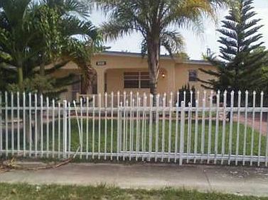 2nd image of 480 NW 134th St