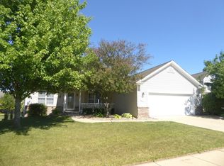 2348 Cascade Ct, Normal, IL 61761