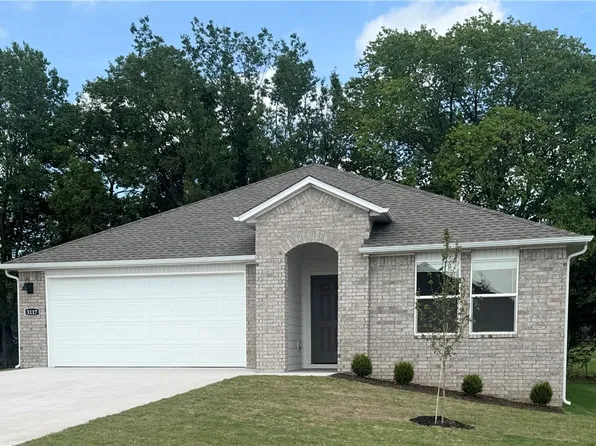 3117 N Bella St, Siloam Springs, AR 72761