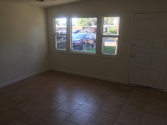 5th image of 1102 W Avenue J12