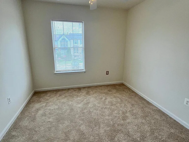 17367 Kildare Ln — Photo 20