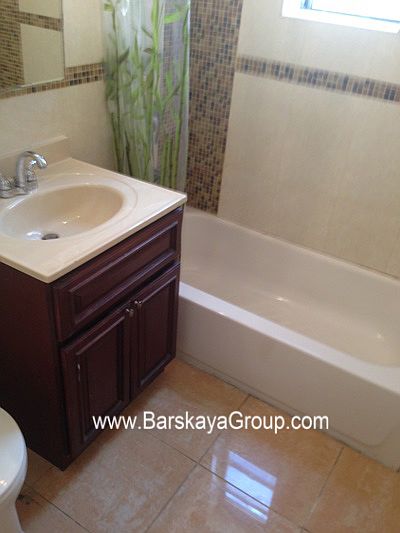 1st image of 2126 31st Ave APT 3F