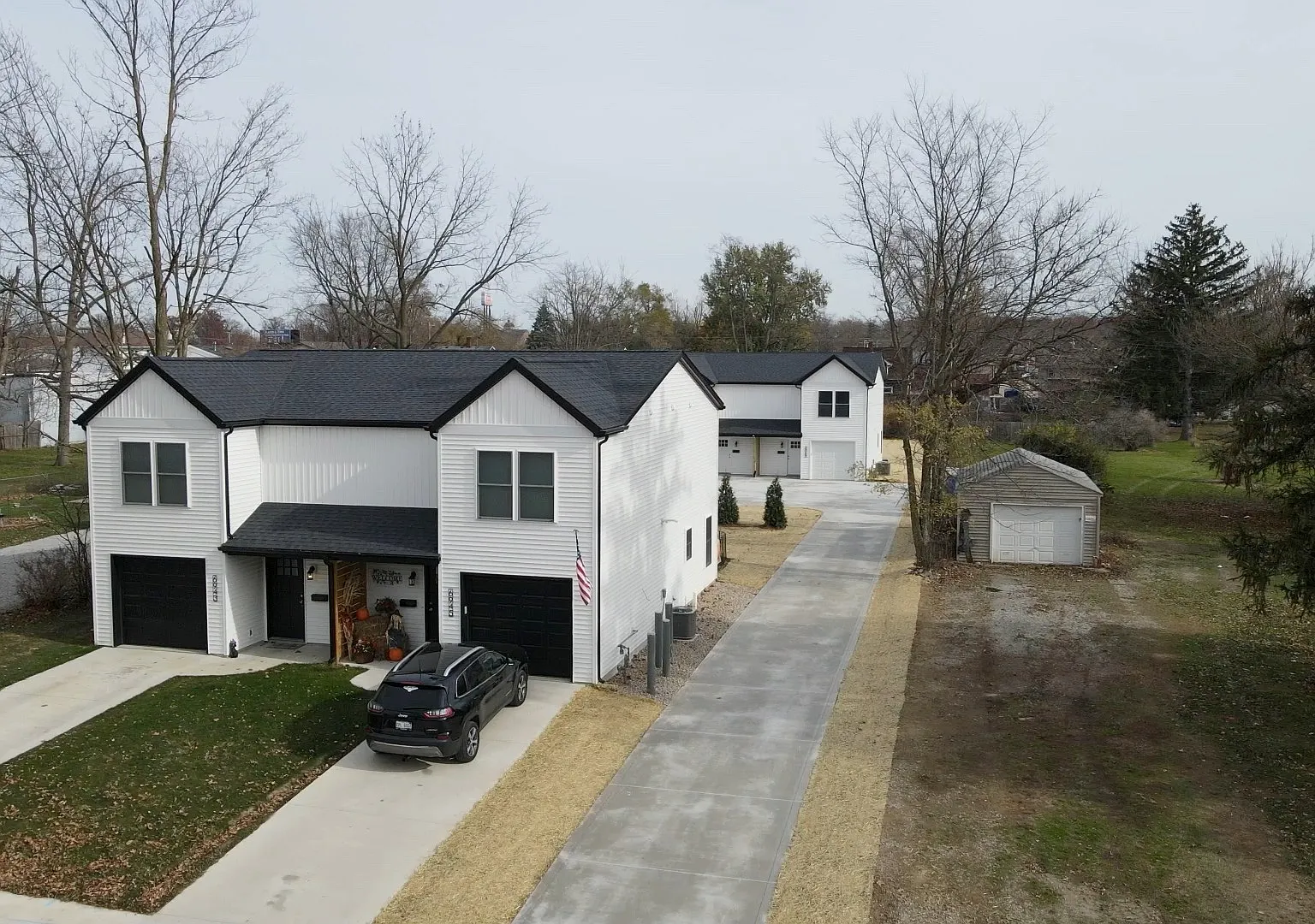 3 bed, 2.5 bath, 1335 sqft, $1,655 — Photo 1
