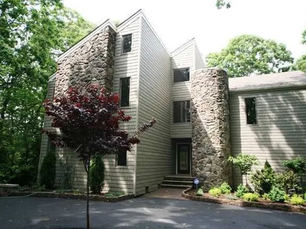 206 School House Dr, Linwood, NJ 08221