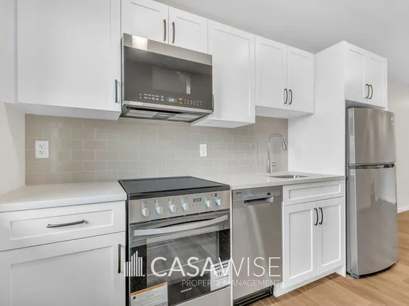 21103 25th Ave NW, Edmonton, AB