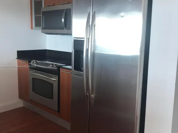1800 N Bayshore Dr APT 3910, Miami, FL 33132