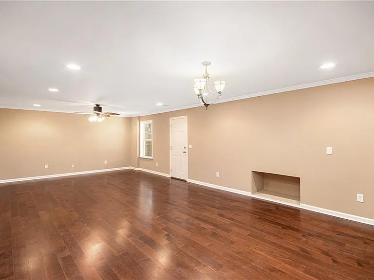 408 Turtle Rock Pl — Photo 32