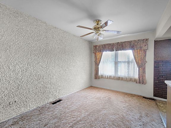 5th image of 1941 Marigold Ln