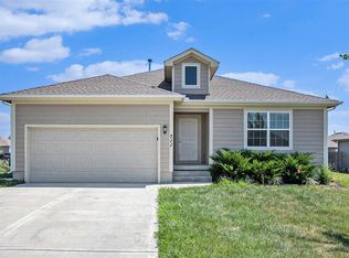 711 S Cherry St, Gardner, KS 66030