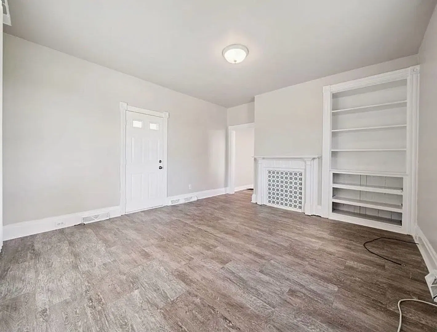 7990 PA avenue — Photo 2