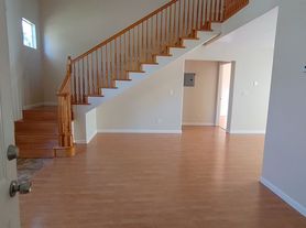 Hagginwood Villas, 4 br / 2.0 ba, $2300