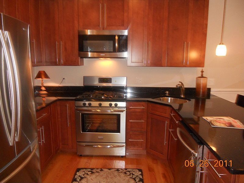 2nd image of 59 Story St