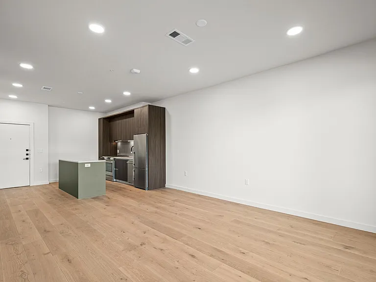 2209 S 1st St #318 — Photo 26
