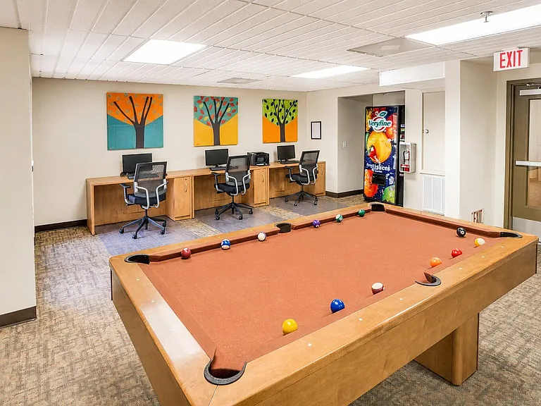 Huntington Plaza Senior Apartments — Photo 14