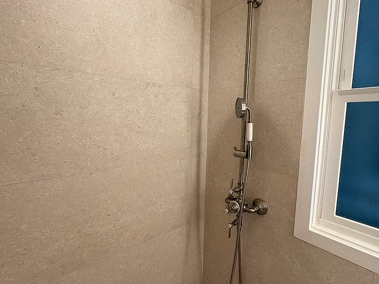 1546 Jones St #12 — Photo 23