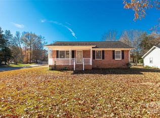 1513 University Dr, Lancaster, SC 29720