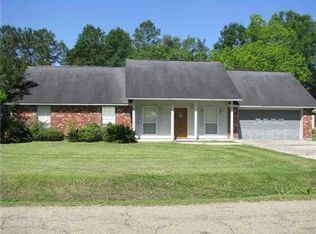 45407 Puma Dr, Hammond, LA 70401