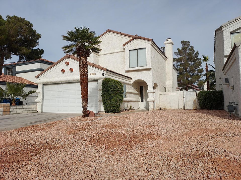6612 Crosstimber Ct - Front of Home