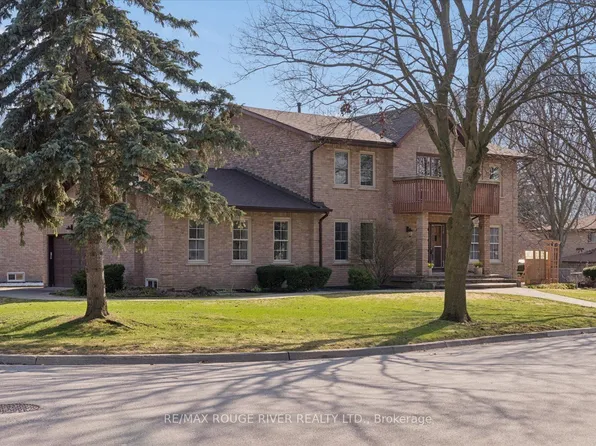2 Worfolk Pl, Whitby, ON L1N 6Z2