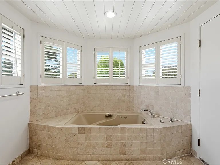 28751 King Arthur Ct — Photo 30