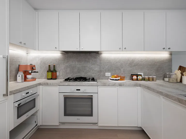 212 W 72nd St #10C — Photo 6