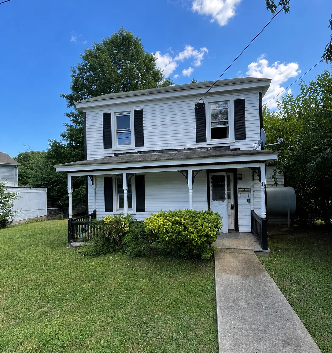 11 Beverly Street - 1 — Photo 1