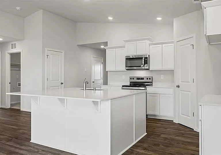6117 Road 112 — Photo 3