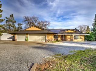 12837 Old Oregon Trl, Redding, CA 96003