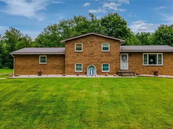 1322 Saint Johns Rd, Colliers, WV 26035