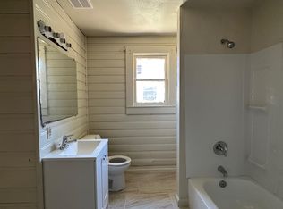 614 E South St, Madera, CA 93638