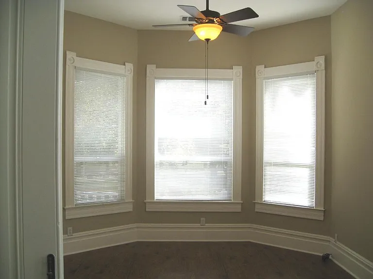 2014 6th St #UPPER FLAT — Photo 3