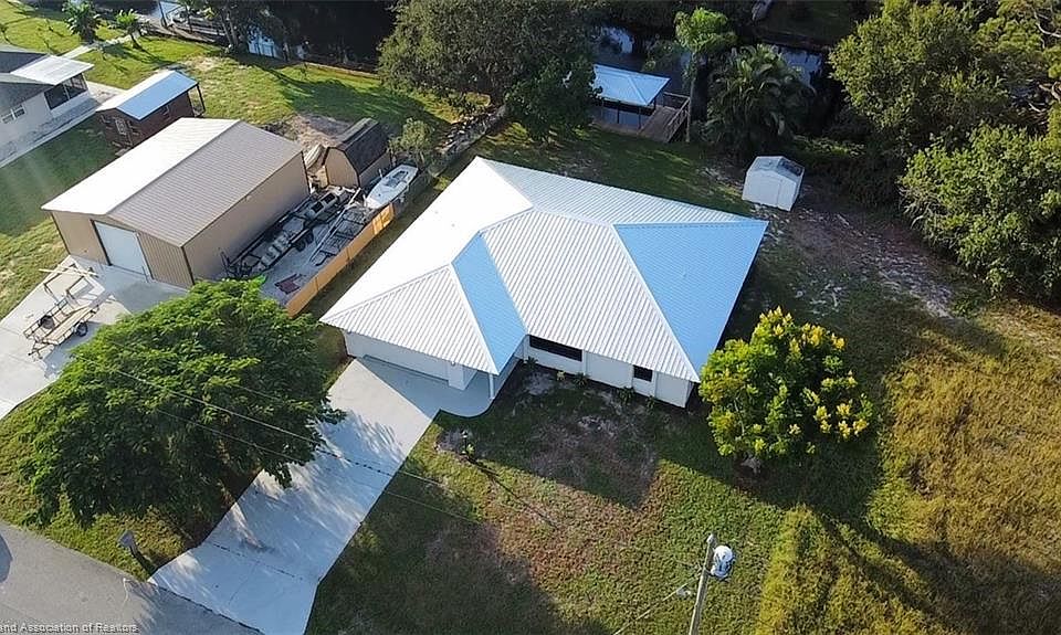 1st image of 120 Delta Ave