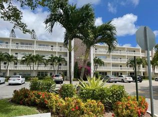 1030 Cambridge #1030-B, Deerfield Beach, FL 33442